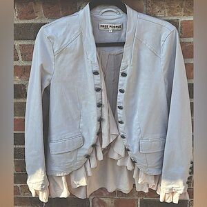 Free People Romance Ruffled Jacket in Natural. Woman’s Size Medium